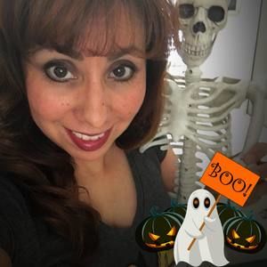 Meet your Posher, Adriana